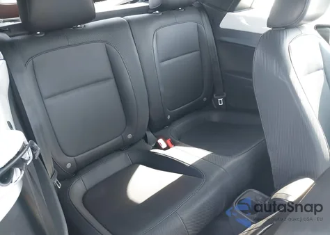 2018 Volkswagen Beetle 2.0T Coast/2.0T S/2.0T Se z USA, uszkodzony, nr VIN 3VW5DAAT9JM512098